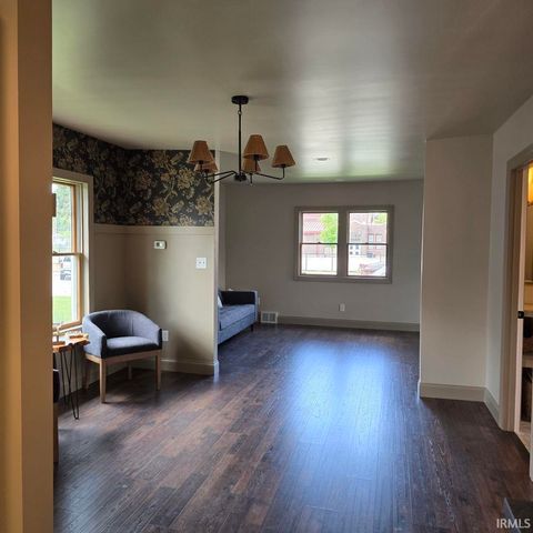 730 Jackson Street, Mishawaka, IN 46544
