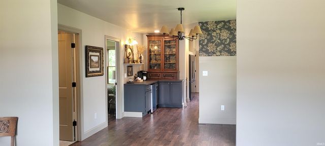730 Jackson Street, Mishawaka, IN 46544