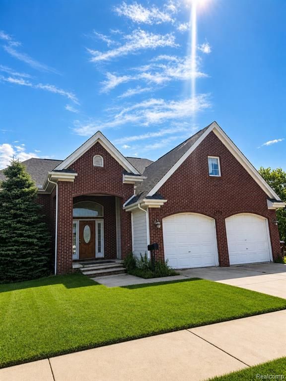 1112 Hibbard Street, Detroit, MI 48214