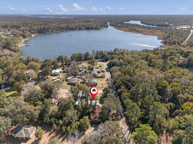 5260 Milton Trail, Milton, FL 32583