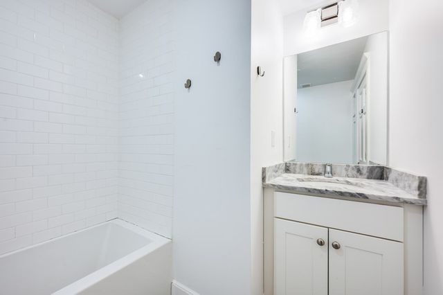 52 Sanborn 7, Reading, MA 01867