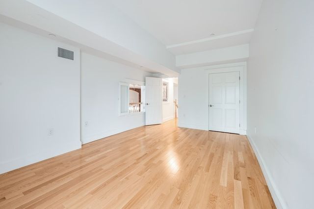 52 Sanborn 7, Reading, MA 01867