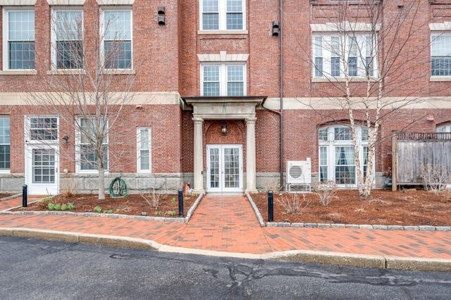 52 Sanborn 7, Reading, MA 01867