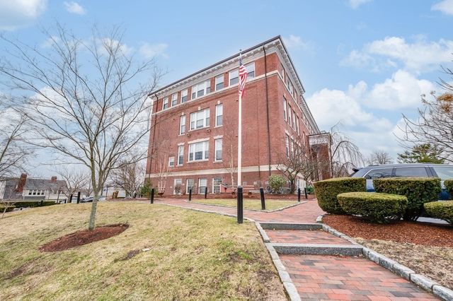 52 Sanborn 7, Reading, MA 01867