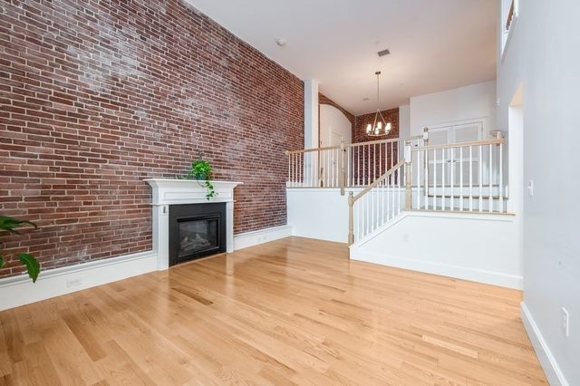 52 Sanborn 7, Reading, MA 01867