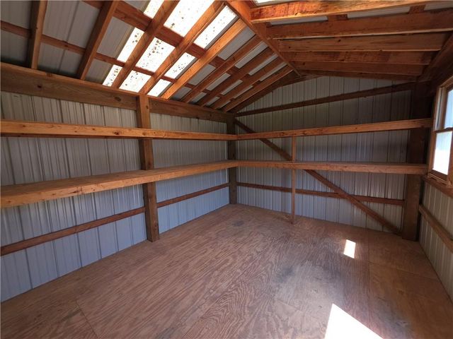 1704 S State Route 291 Highway, Independence, MO 64057