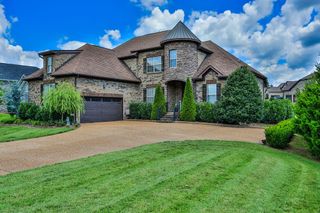 112 Myrtlewood Ln, Hendersonville, TN 37075