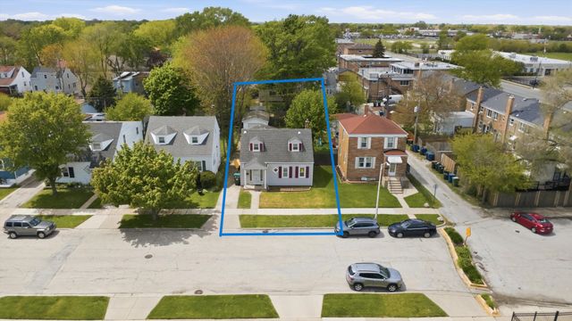 8720 S Richmond Avenue, Evergreen Park, IL 60805
