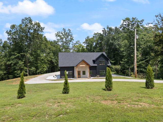 7922 E Plunders Creek Rd, Dickson, TN 37055