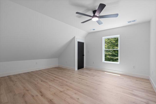 7922 E Plunders Creek Rd, Dickson, TN 37055