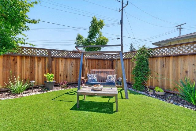 505 Hanover Street, Santa Cruz, CA 95062
