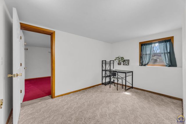 228 W Main ST, Carbondale, KS 66414