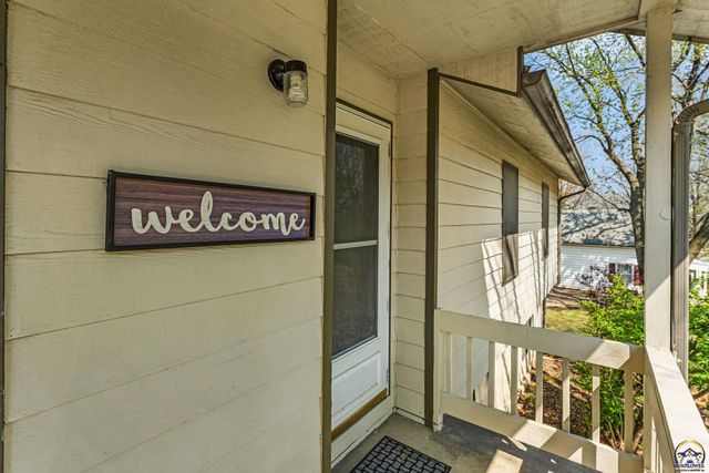 228 W Main ST, Carbondale, KS 66414