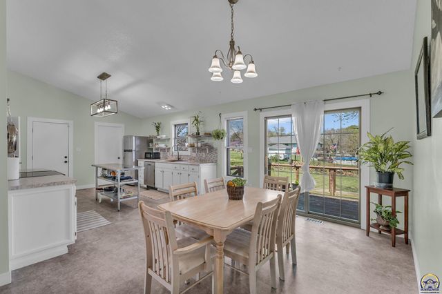 228 W Main ST, Carbondale, KS 66414
