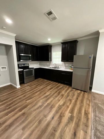 4124 Sayers Street B, Houston, TX 77026