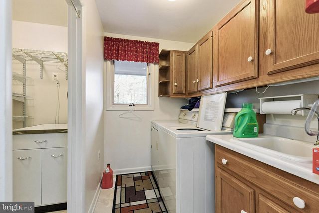 17167 SIMPSON CIR, Paeonian Springs, VA 20129