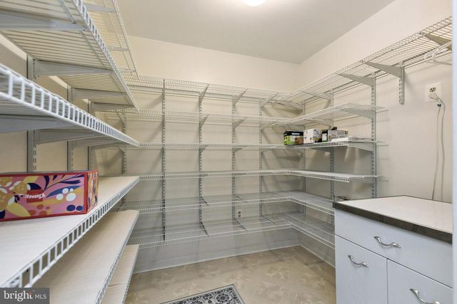 17167 SIMPSON CIR, Paeonian Springs, VA 20129