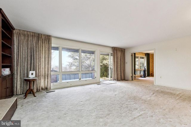 17167 SIMPSON CIR, Paeonian Springs, VA 20129