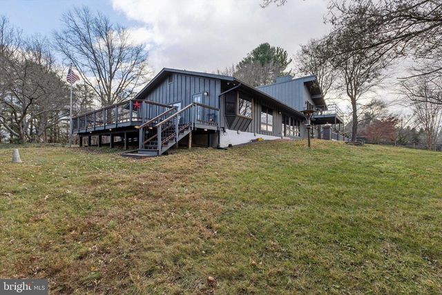 17167 SIMPSON CIR, Paeonian Springs, VA 20129