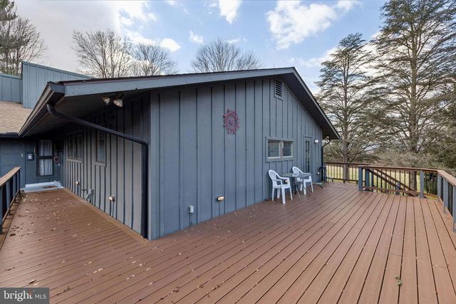 17167 SIMPSON CIR, Paeonian Springs, VA 20129