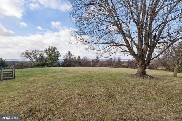 17167 SIMPSON CIR, Paeonian Springs, VA 20129