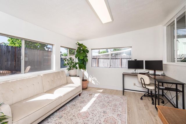 6224 Templeton Dr, Carmichael, CA 95608