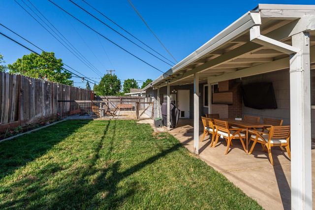 6224 Templeton Dr, Carmichael, CA 95608