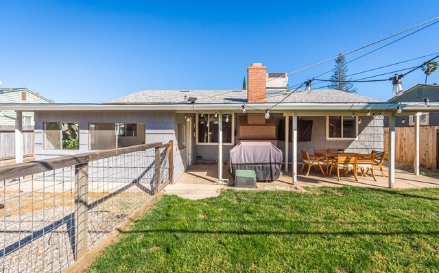 6224 Templeton Dr, Carmichael, CA 95608