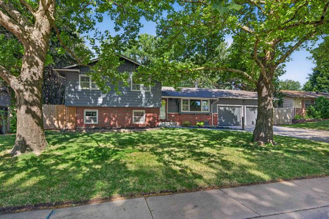613 N Marguerite Pkwy, Derby, KS 67037