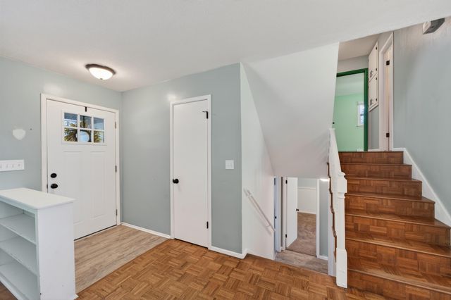 613 N Marguerite Pkwy, Derby, KS 67037