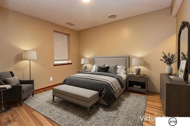 5600 Fairacre Court, Lincoln, NE 68506