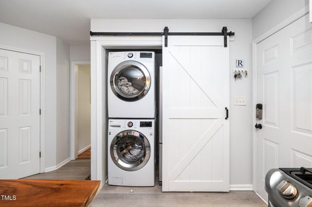 8009 Tobin Place, Raleigh, NC 27612