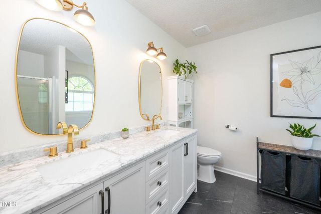 8009 Tobin Place, Raleigh, NC 27612