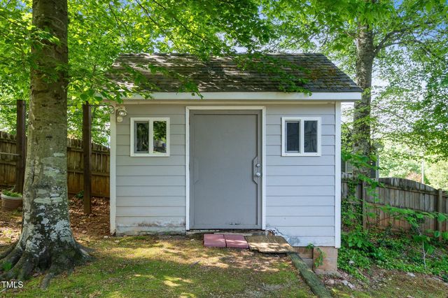 8009 Tobin Place, Raleigh, NC 27612