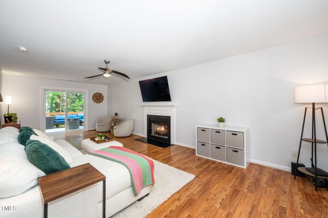 8009 Tobin Place, Raleigh, NC 27612