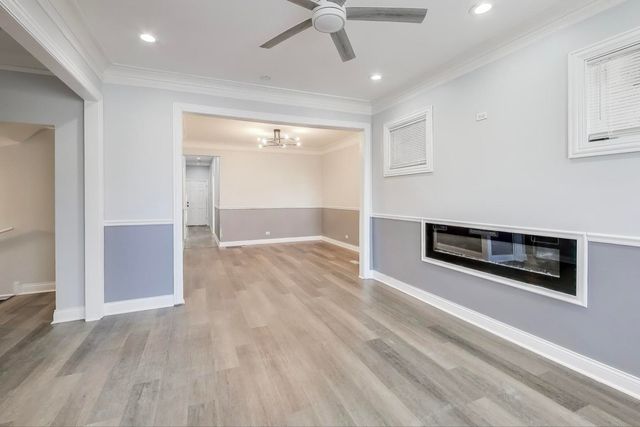 5317 W Van Buren Street, Chicago, IL 60644