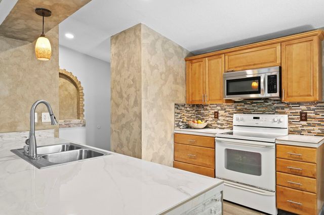 105 KILSYTHE STREET, Oldsmar, FL 34677