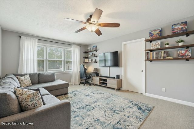 6312 Limewood Cir, Louisville, KY 40222
