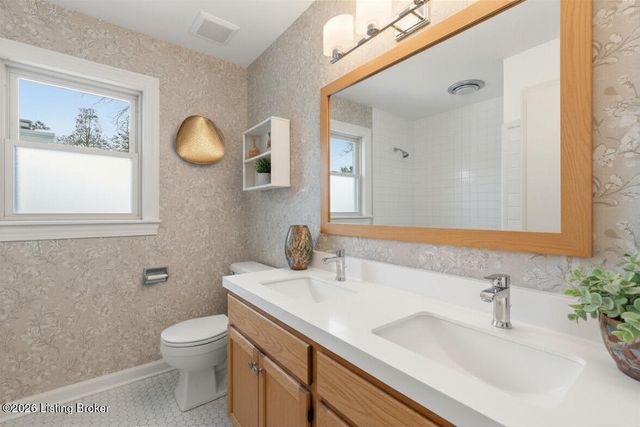 6312 Limewood Cir, Louisville, KY 40222