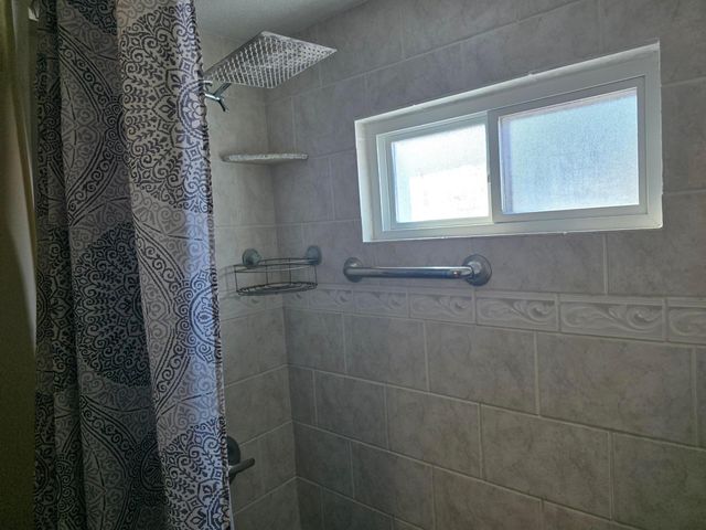 8122 SE Skylark Avenue, Hobe Sound, FL 33455