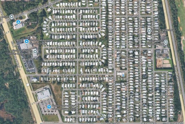 8122 SE Skylark Avenue, Hobe Sound, FL 33455