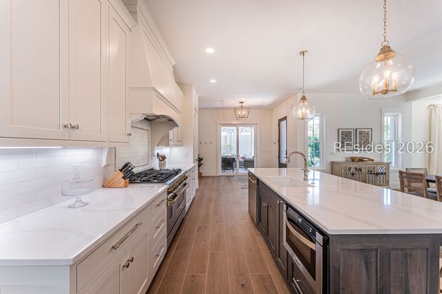 23 Holloman Trce, Hilton Head Island, SC 29928