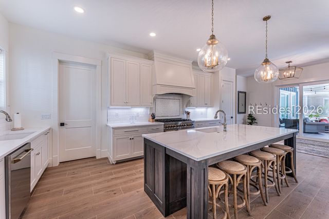 23 Holloman Trce, Hilton Head Island, SC 29928