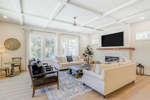 23 Holloman Trce, Hilton Head Island, SC 29928