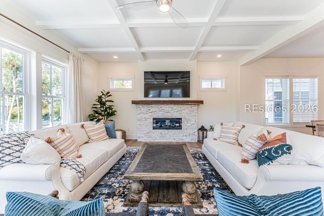 23 Holloman Trce, Hilton Head Island, SC 29928