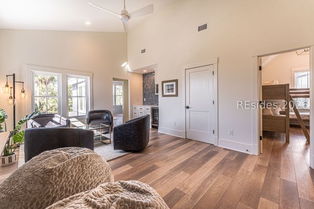 23 Holloman Trce, Hilton Head Island, SC 29928