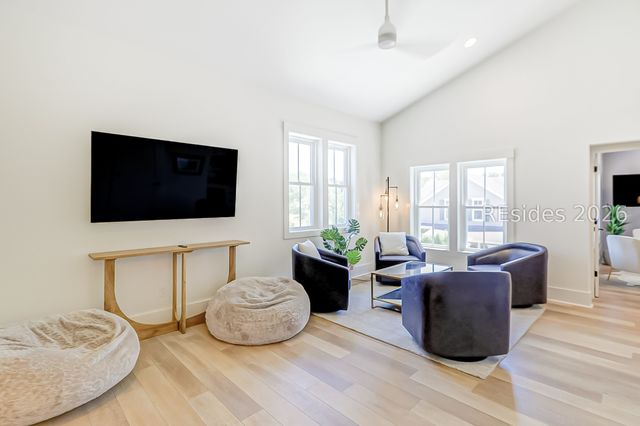 23 Holloman Trce, Hilton Head Island, SC 29928