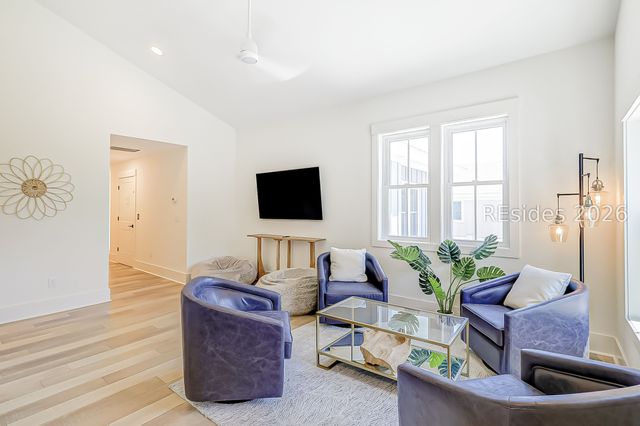 23 Holloman Trce, Hilton Head Island, SC 29928