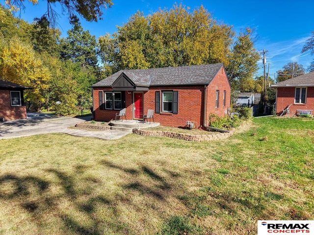 3460 Richmond Road, Lincoln, NE 68504