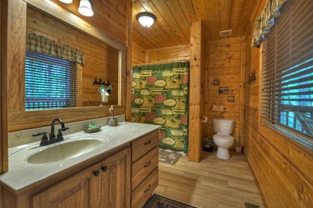 587 Candy Lane, Ellijay, IA 50512